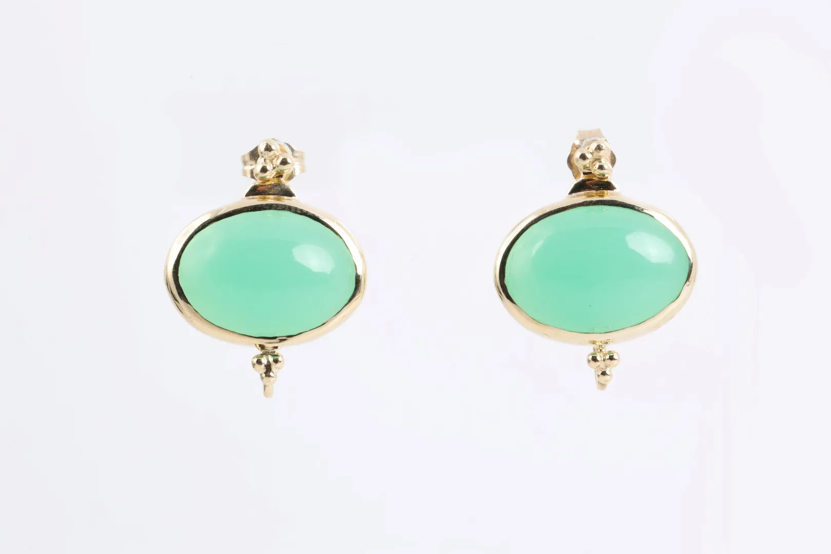 14k Yellow Gold Jade Earrings (7.14g.)