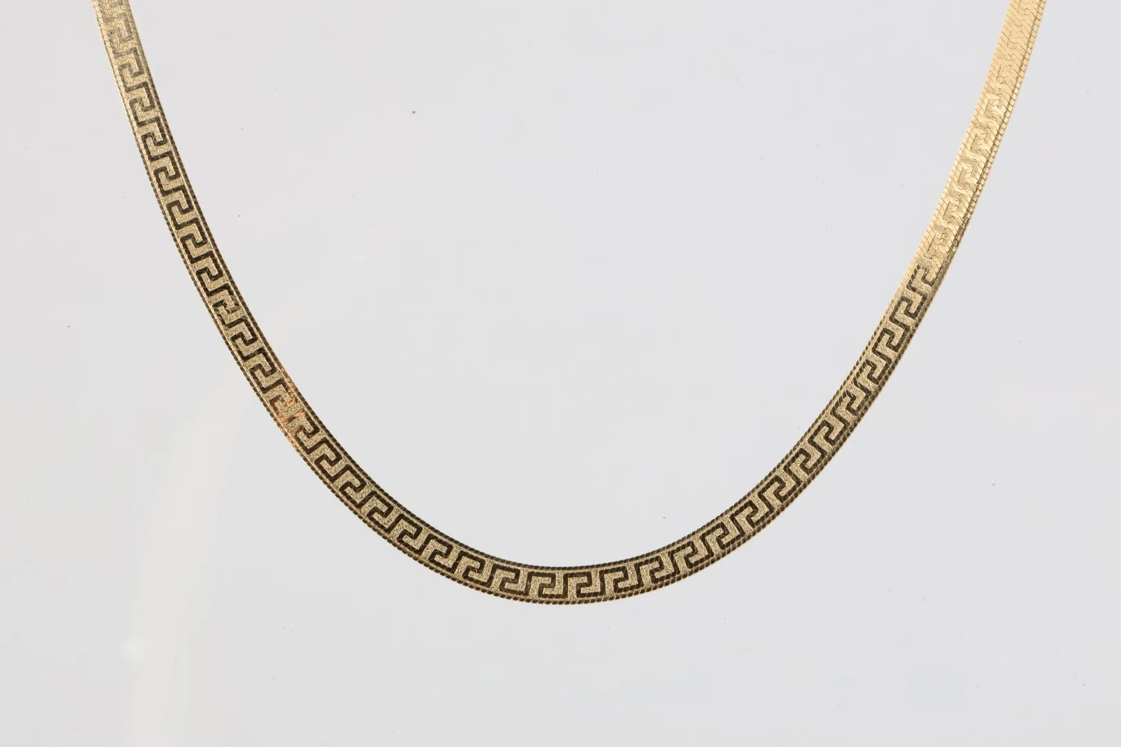 15'' 18k Yellow Gold Herringbone Chain (6.11g.)