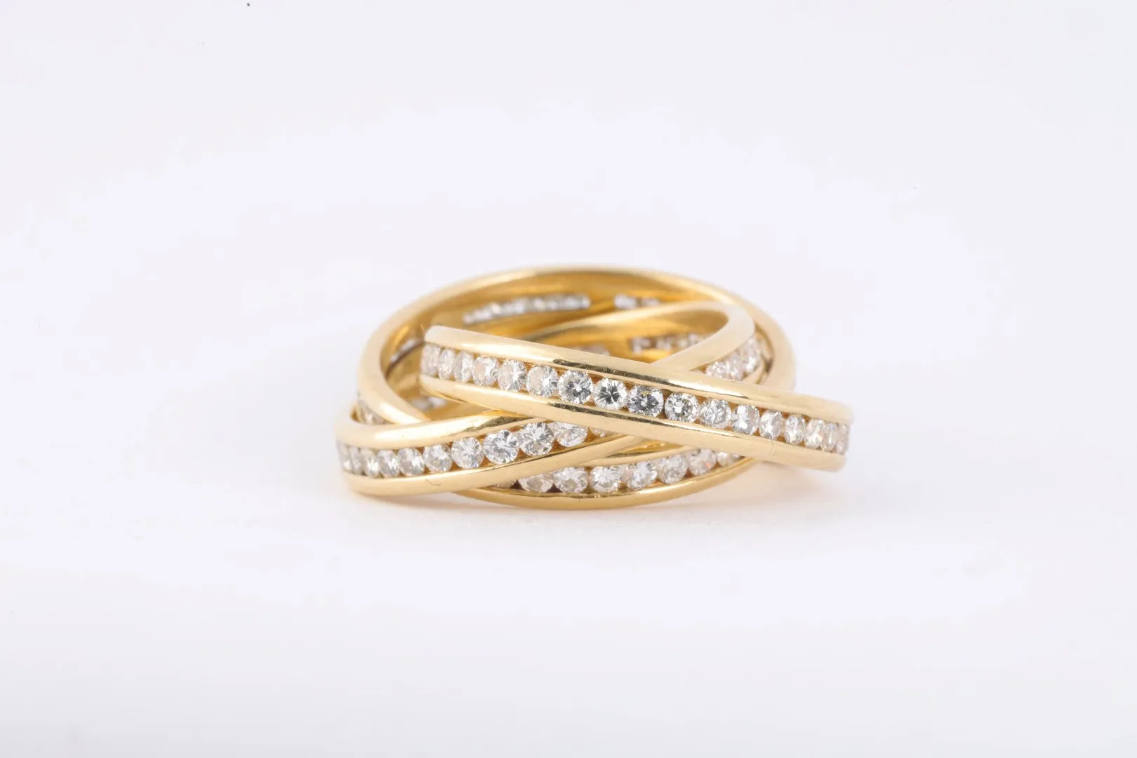 18k Yellow Gold 1.74tcw Diamond Interlocking Infinity Band Ring Size 5.5(7.37g.)