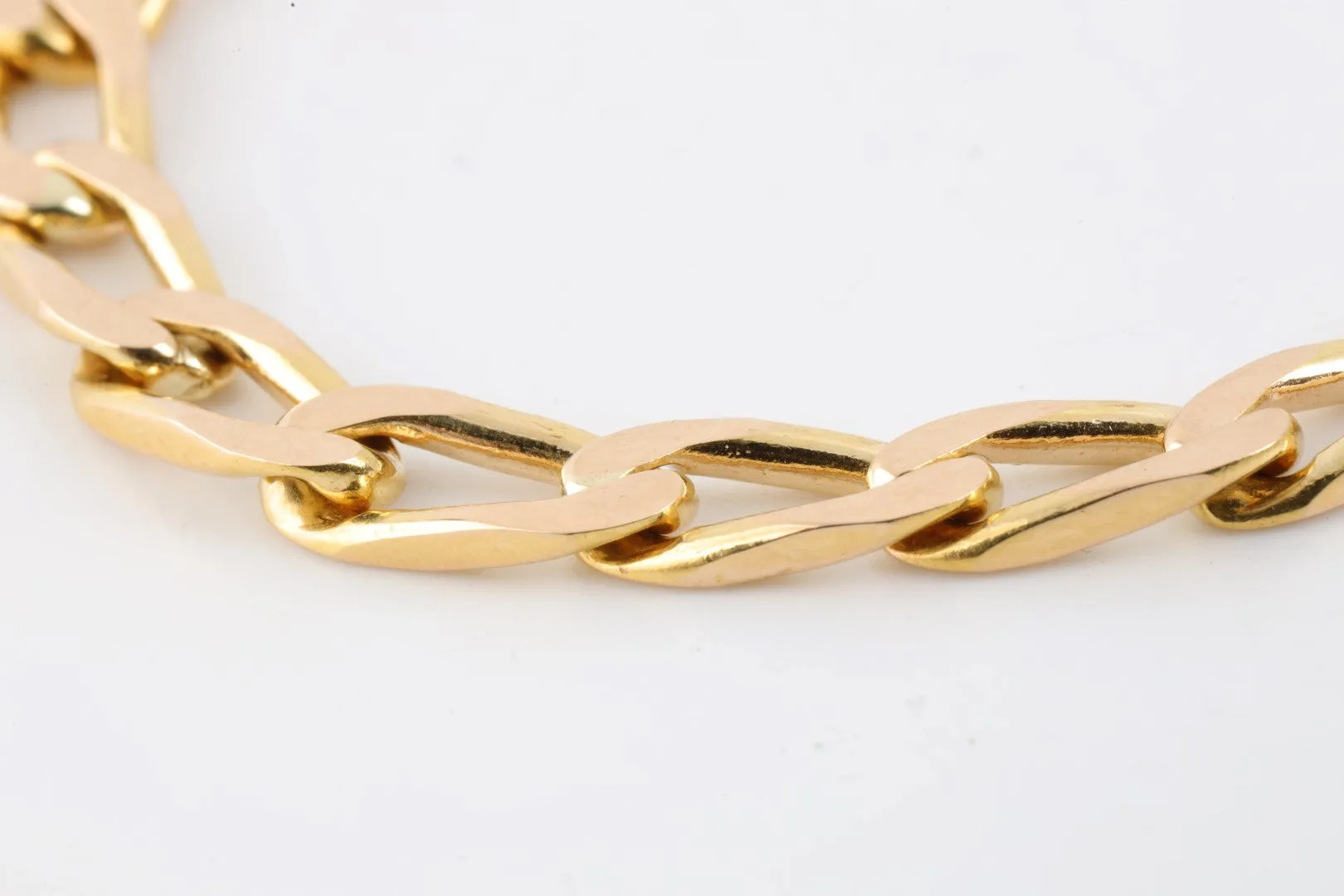 7" 18k Yellow Gold Curb Chain Bracelet (19.98g.)