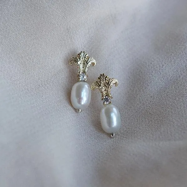 Acanthus Pearl Studs in 14K, 18K Gold and Platinum