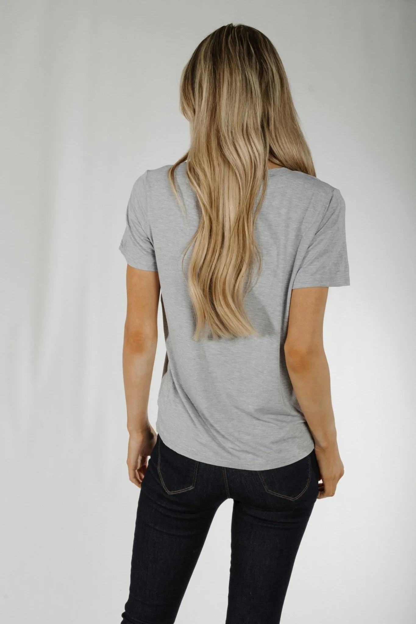 Ally V-Neck T-Shirt In Grey