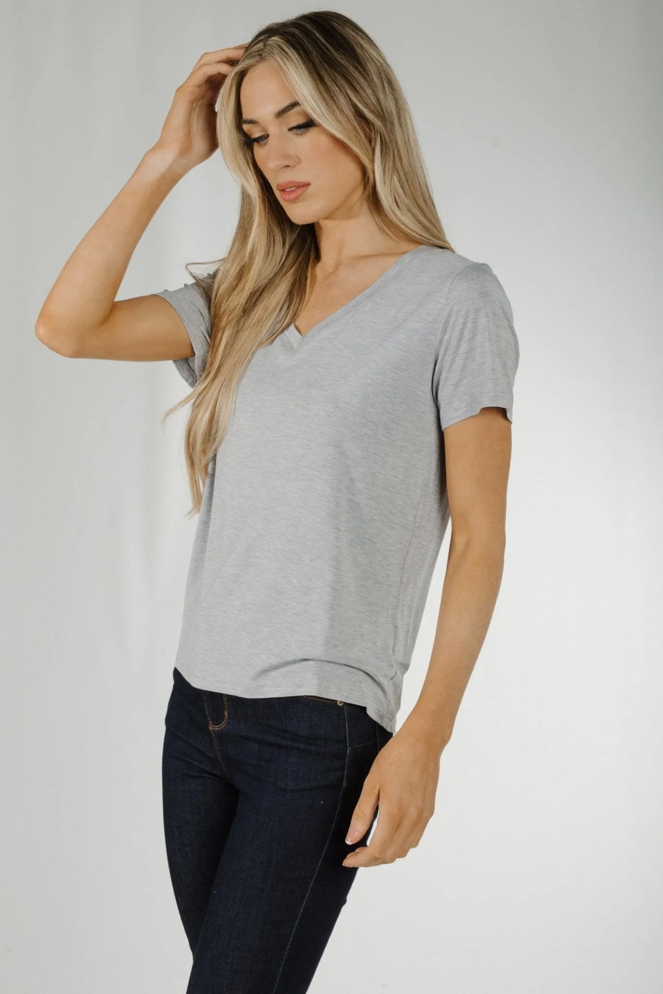 Ally V-Neck T-Shirt In Grey