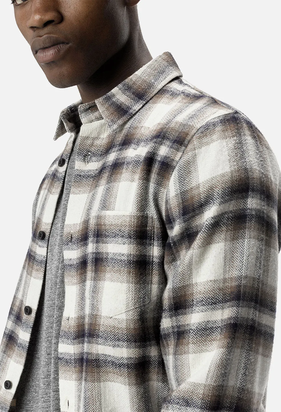 Brushed Flannel Button Up / Natural x Navy Plaid