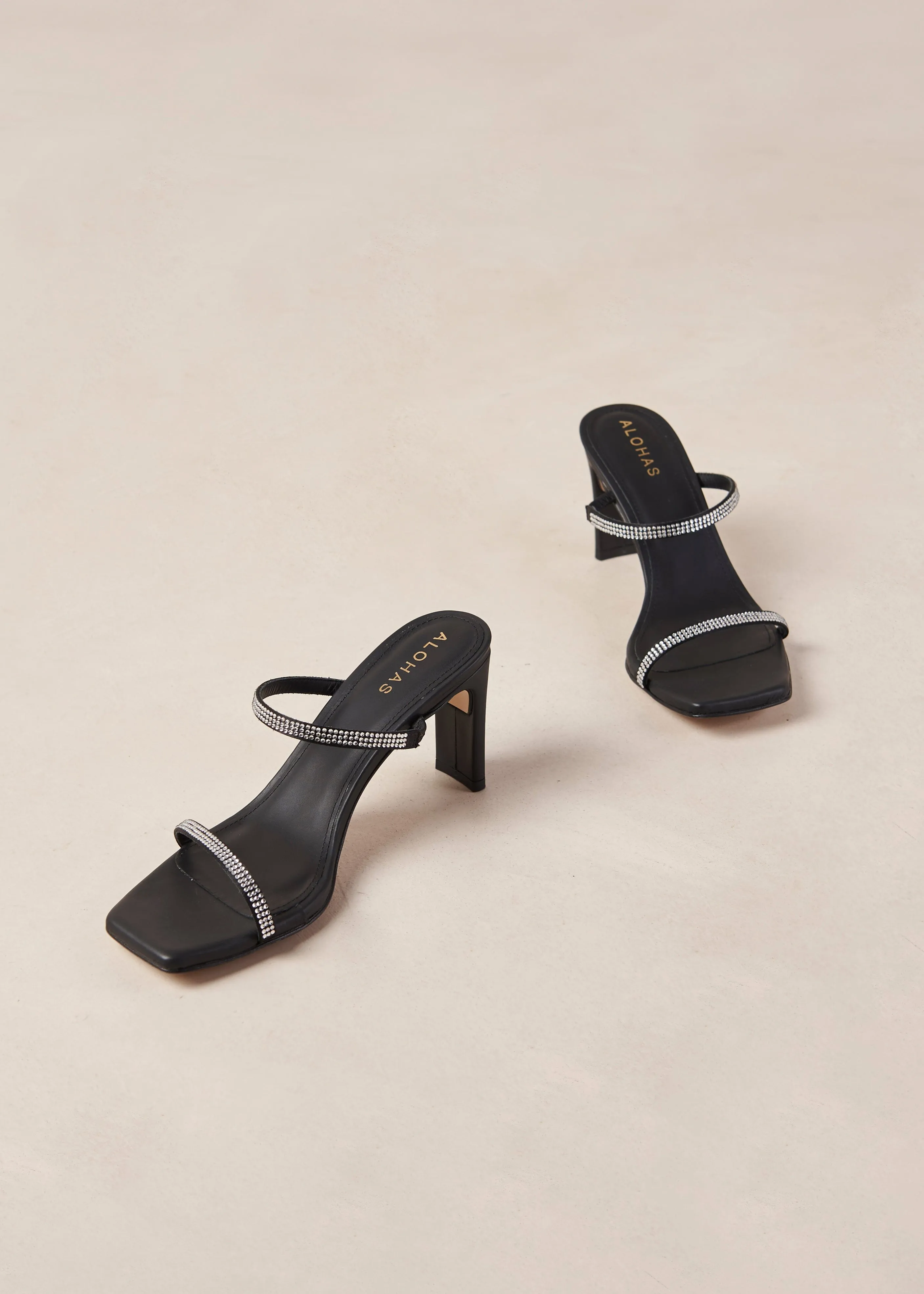 Cannes Glow Black Leather Sandals