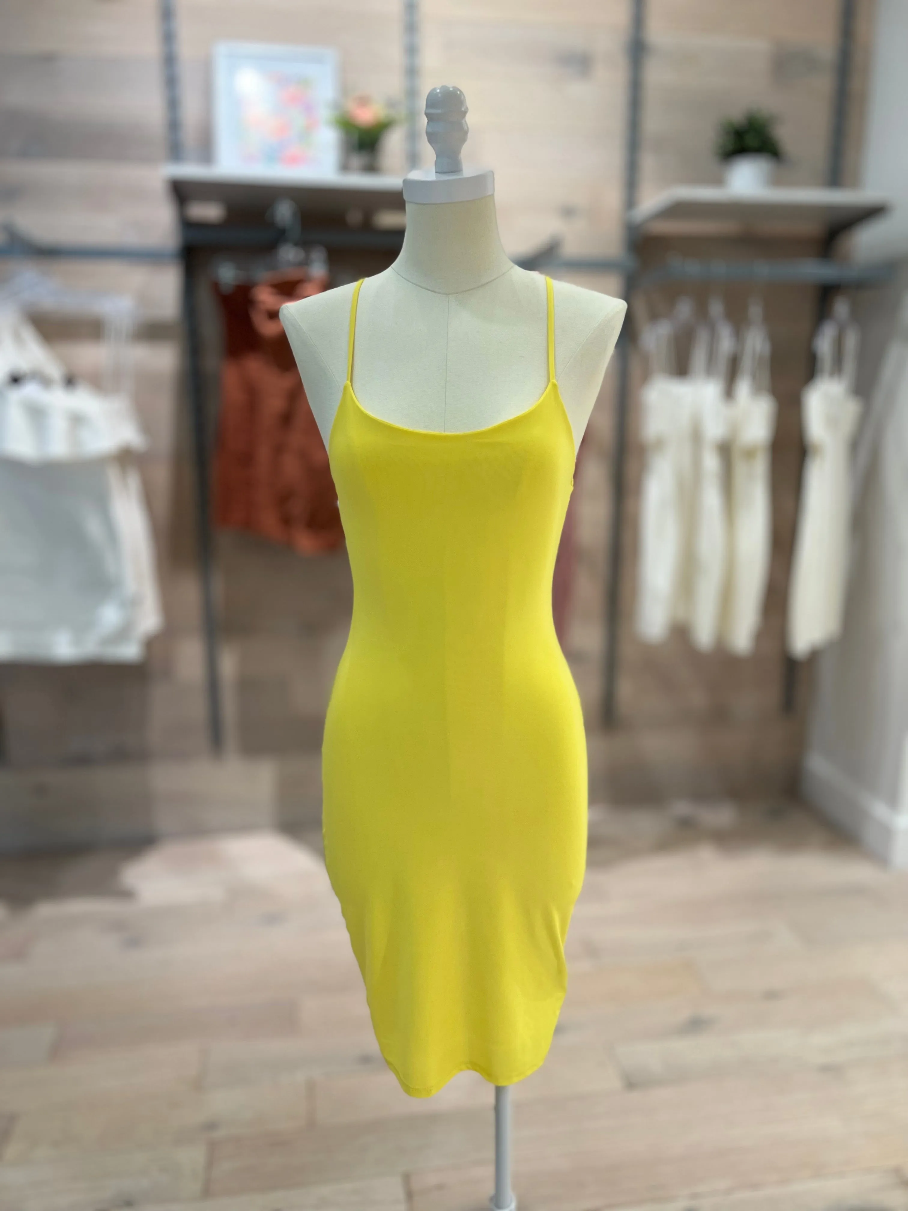 Diamond dress, Yellow