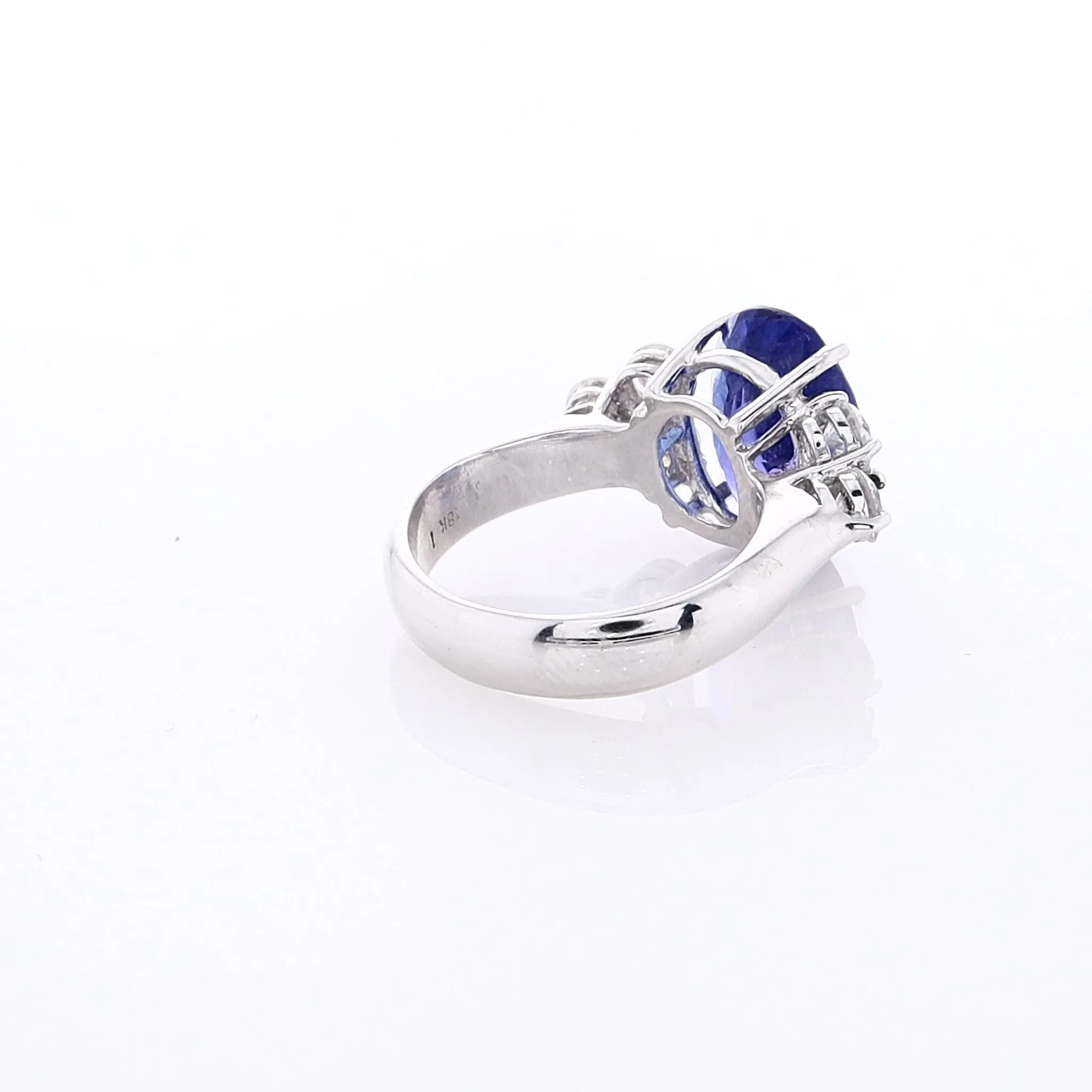 Estate 18k White Gold Oval Tanzanite and Diamond Ring