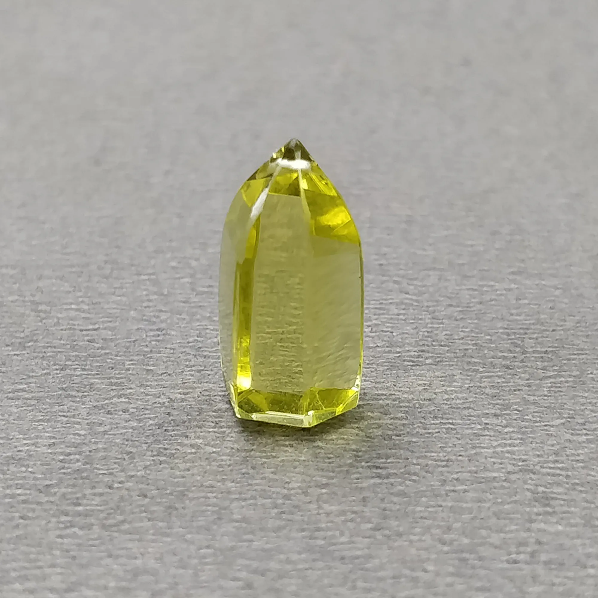 LEMON QUARTZ Gemstone Fancy Cut : 5.75cts Natural Untreated Unheated Quartz Top Drilled Uneven Shape 15mm