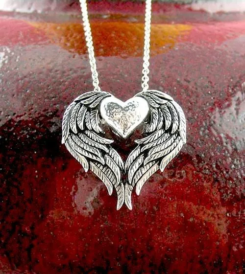 Love of Angels Heart-Shaped Wings Pendant