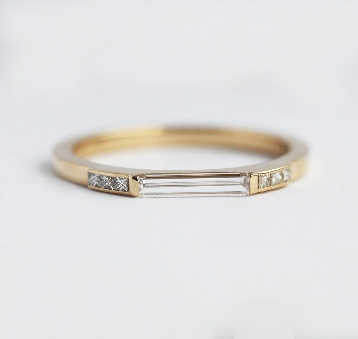 Olya Baguette Ring