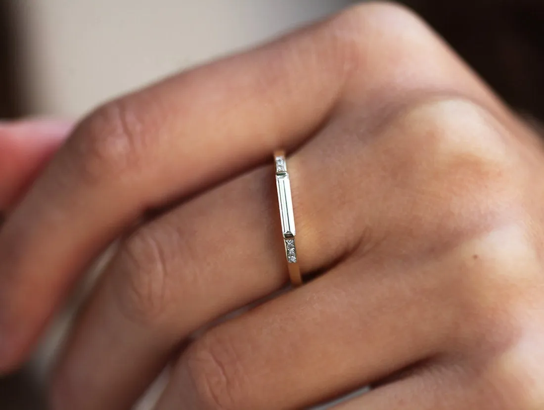 Olya Baguette Ring