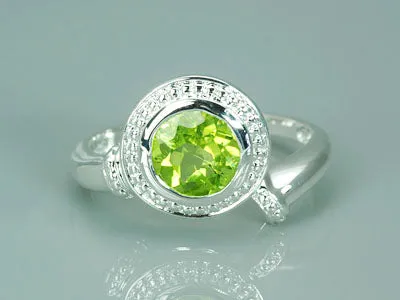 Peridot Round Cut Sterling Silver Ring Size 7