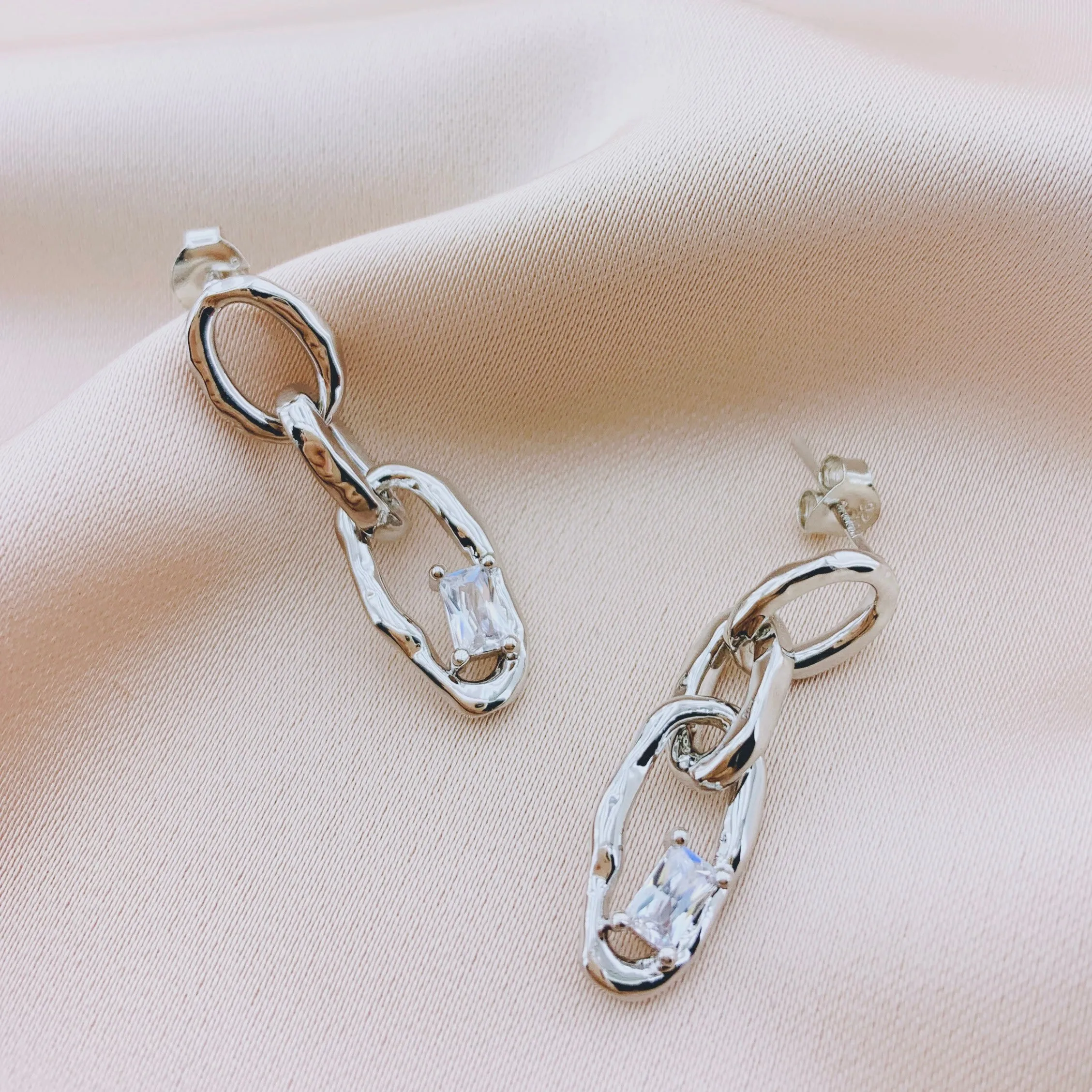 Women's Fashion Dangle CZ Earring